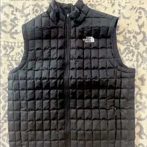 New with tags- The North Face Vest